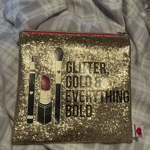 NWOT Breakups To Makeups Flat Makeup Pouch